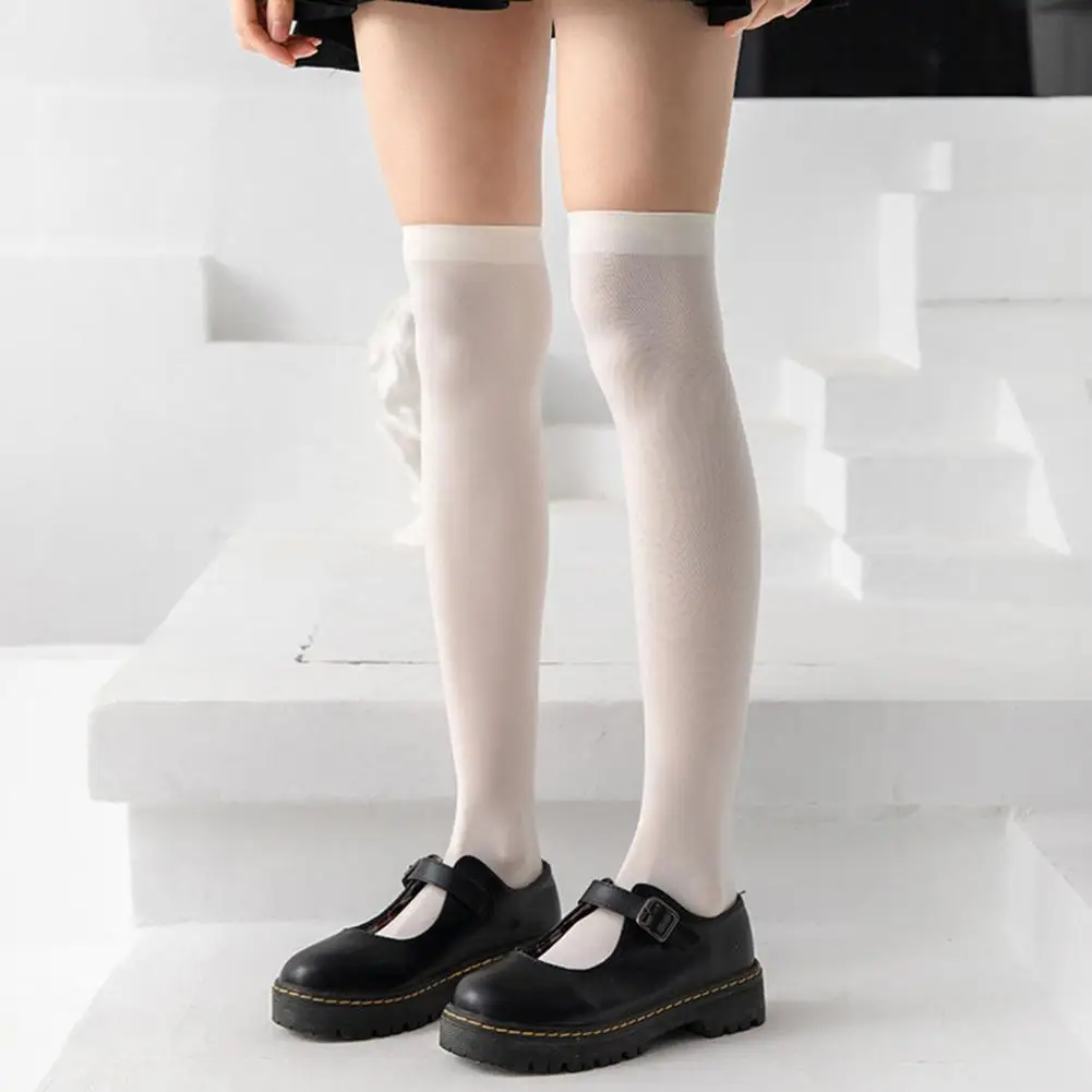 Изображение /2_pic/1970-share_Корейски-Японски-Модни-Чорапи.jpeg