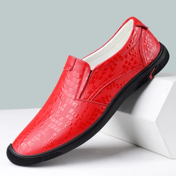 Нова мъжки обувки без обков от естествена кожа, червени лоферы от естествена кожа, мъжки Черни мокасини, лека нескользящая обувки за шофиране